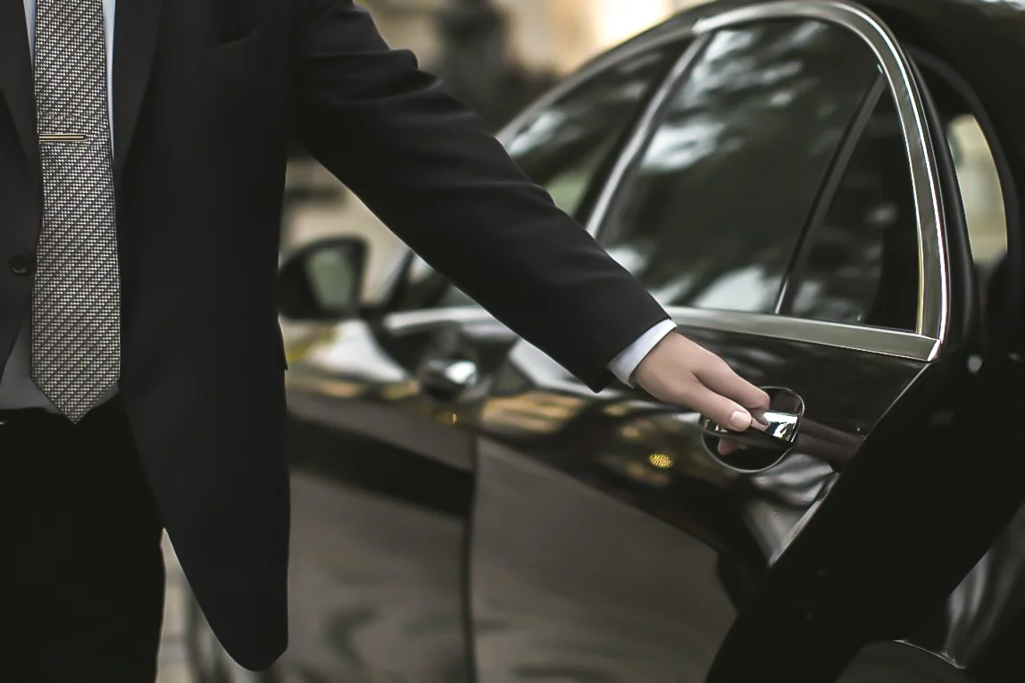 Chauffeur Service Dubai Chaufflor