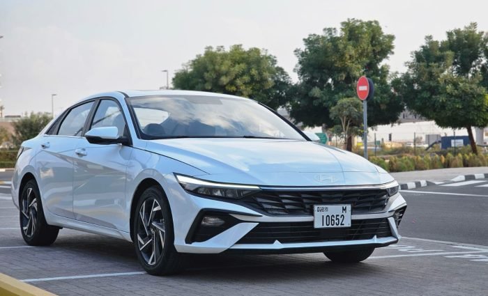 Rent a Car With Driver in Dubai