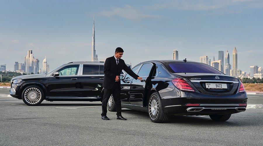 Rent a Car With Driver in Dubai