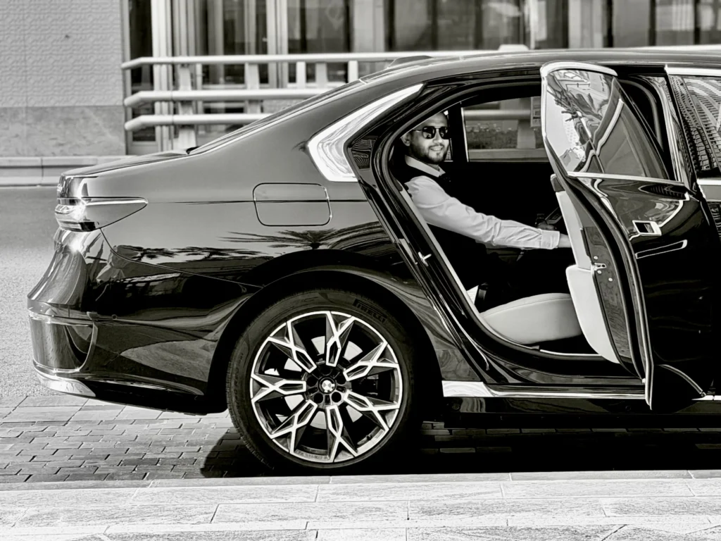 24/7 Chauffeur Service Dubai