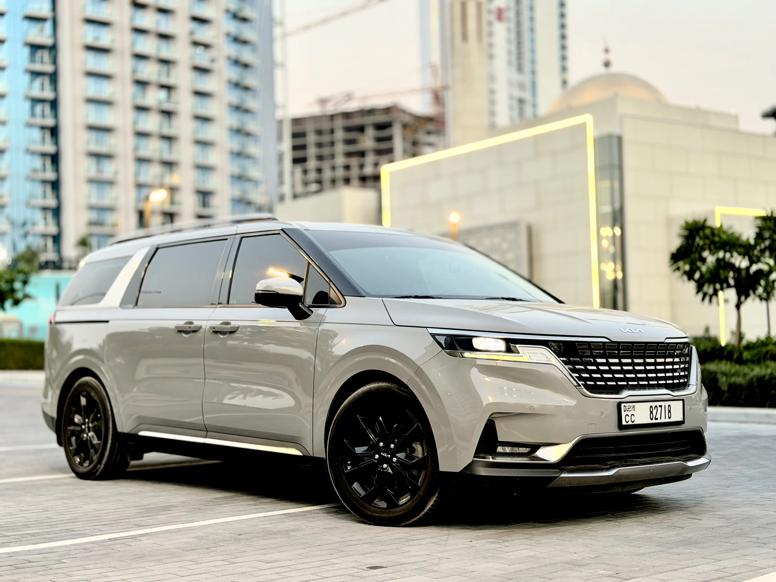 chauffeur service dubai
